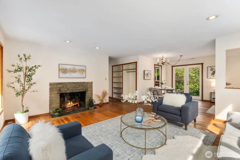 Property photo for 10434 Ne 17th Street, Bellevue photo 11