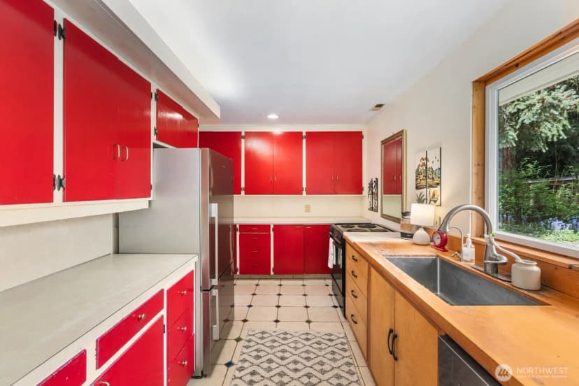 Property photo for 10434 Ne 17th Street, Bellevue photo 12