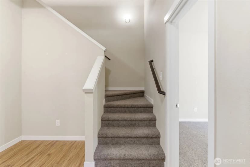 Property photo for 1569 Ne Fontaine Way, Poulsbo photo 15
