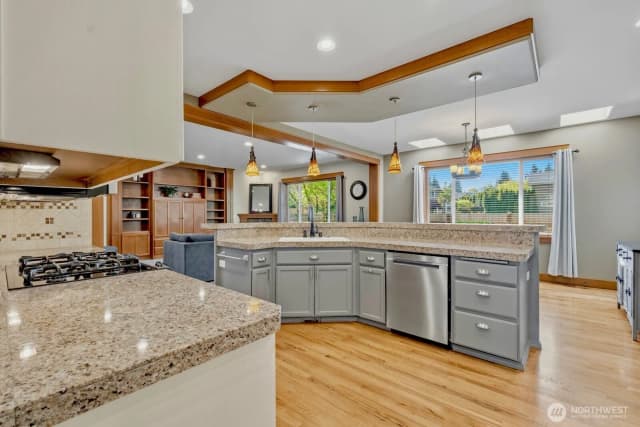 Property photo for 2222 29th Avenue Ct Sw, Puyallup photo 5