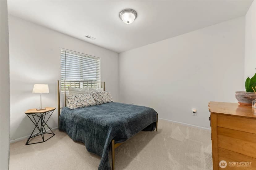 Property photo for 6717 Birdseye Ave Ne, Lacey photo 24