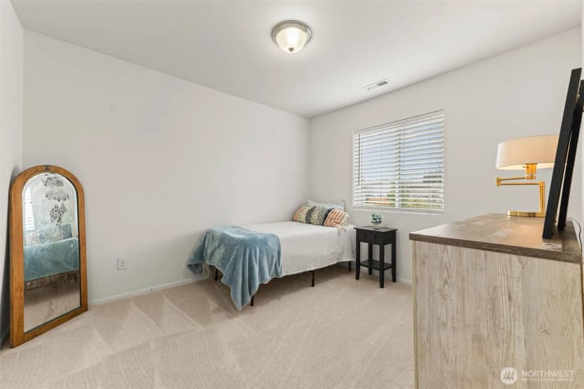 Property photo for 6717 Birdseye Ave Ne, Lacey photo 21