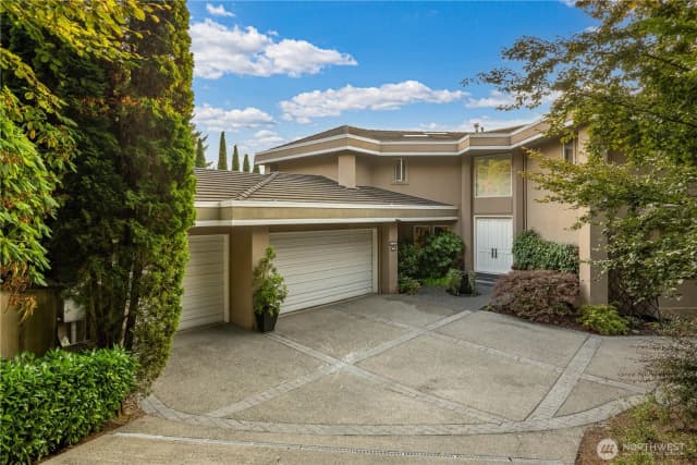 Property photo for 7439 W Mercer Way, Mercer Island photo 2