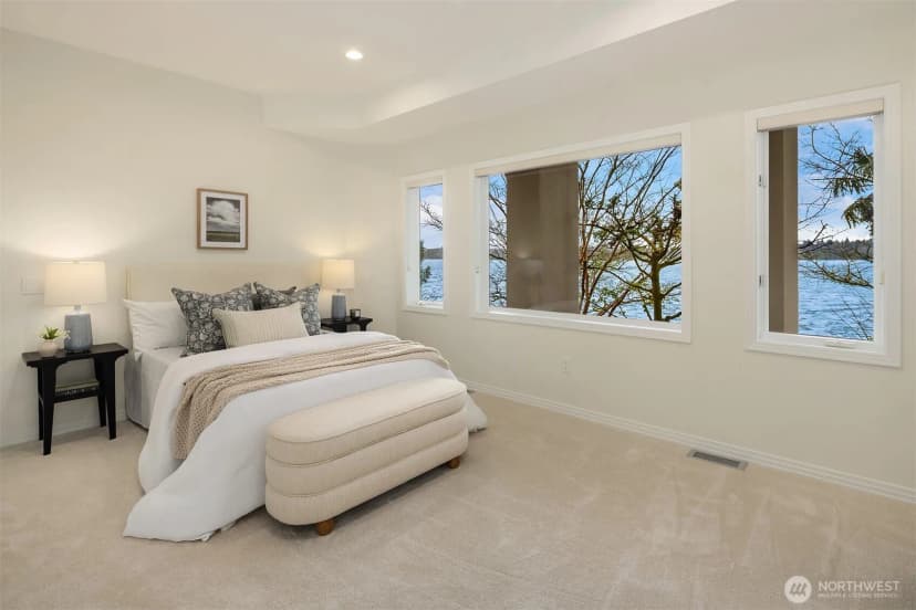 Property photo for 7439 W Mercer Way, Mercer Island photo 31