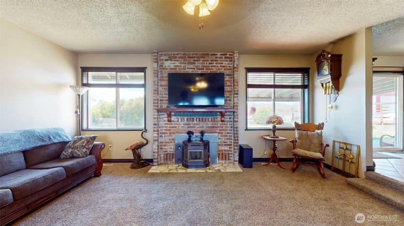 Property photo for 35 Red Apple Drive, Omak photo 6