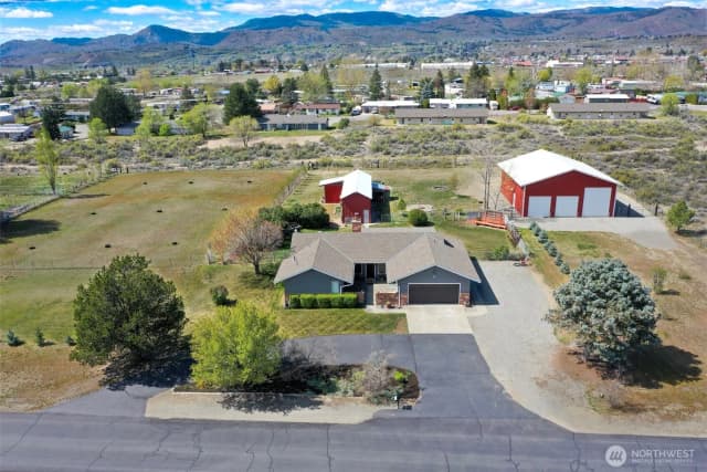 Property photo for 35 Red Apple Drive, Omak