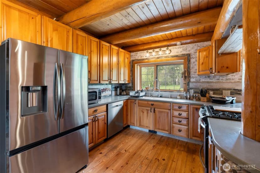 Property photo for 36015 86th Avenue Ct E, Eatonville photo 11