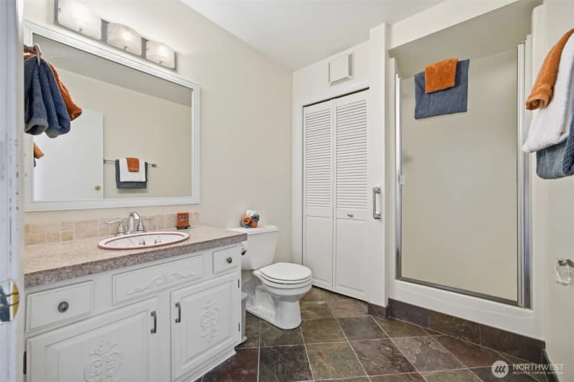 Property photo for 715 N Garden Street #303, Bellingham photo 23