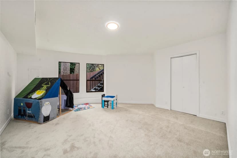 Property photo for 20709 Ne 79th Street, Redmond photo 26