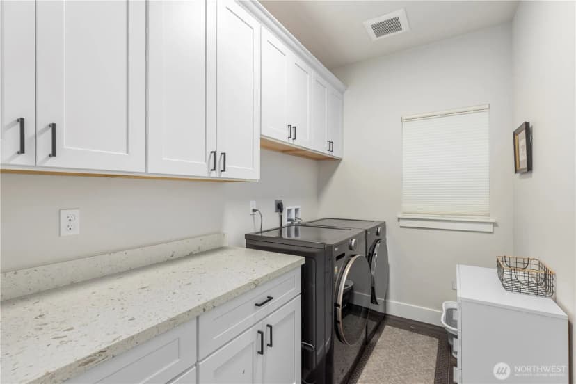 Property photo for 134 Blackfish Court, Bremerton photo 10