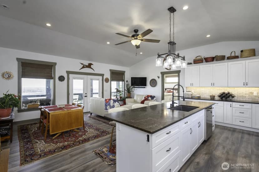 Property photo for 169 Banks Lake View Road #99115, Coulee City photo 8