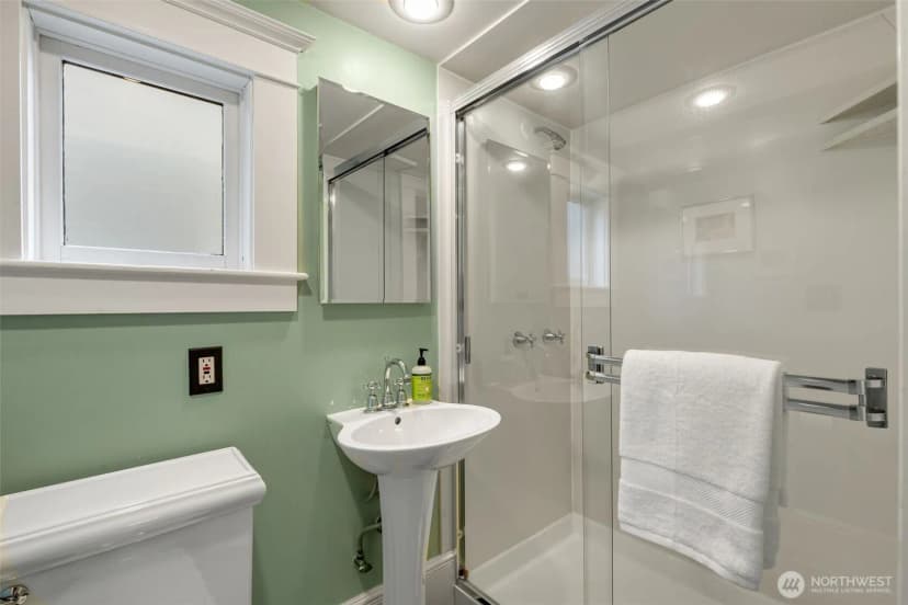 Property photo for 103 Crockett Street, Seattle photo 20