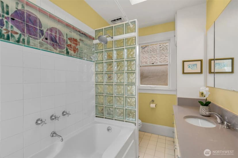 Property photo for 103 Crockett Street, Seattle photo 21