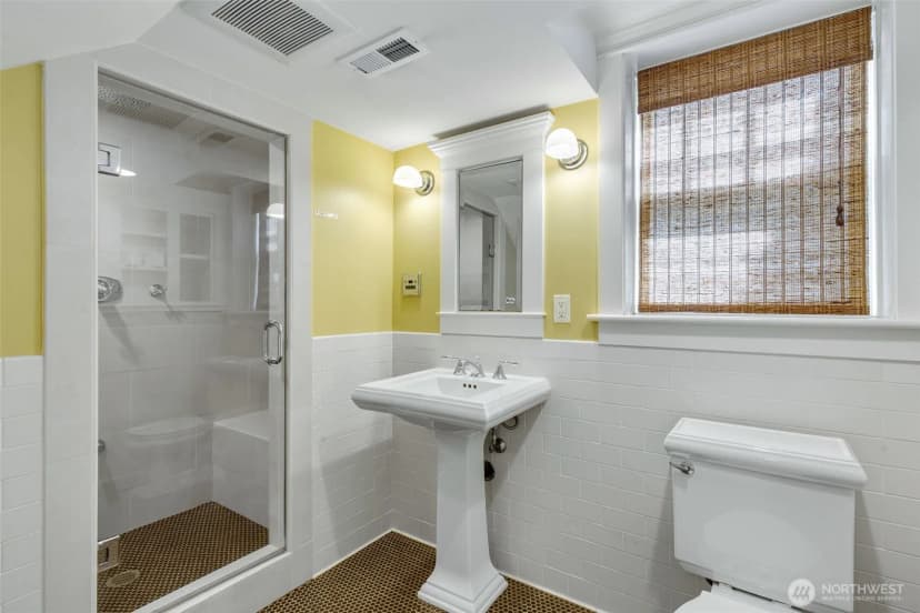 Property photo for 103 Crockett Street, Seattle photo 27