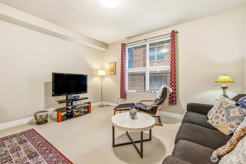 Property photo for 910 Harris Avenue #208, Bellingham photo 10