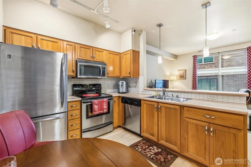 Property photo for 910 Harris Avenue #208, Bellingham photo 6