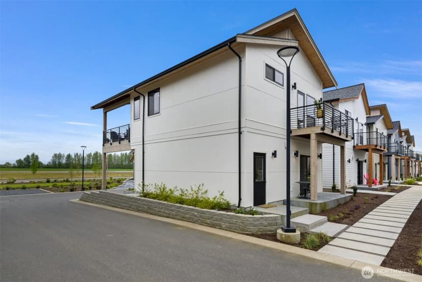 Property photo for 222 Skipping Stone Loop, Lynden photo 35