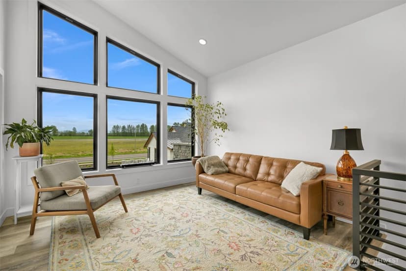 Property photo for 222 Skipping Stone Loop, Lynden photo 4
