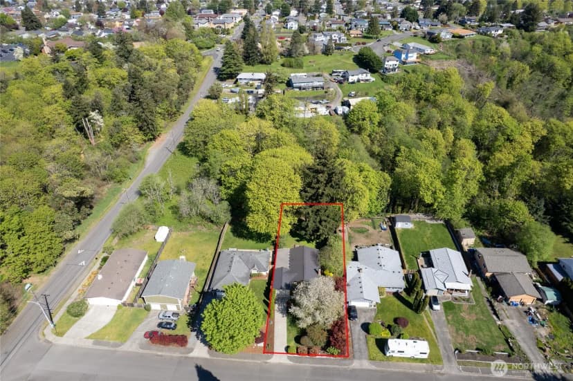 Property photo for 3207 45th Avenue Ne, Tacoma photo 38