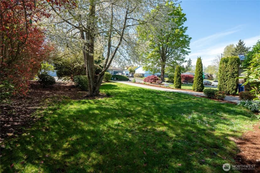 Property photo for 3207 45th Avenue Ne, Tacoma photo 36