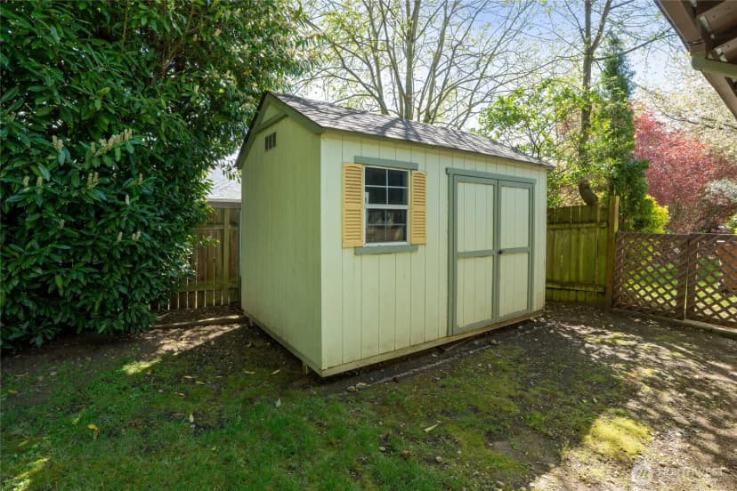 Property photo for 3207 45th Avenue Ne, Tacoma photo 34
