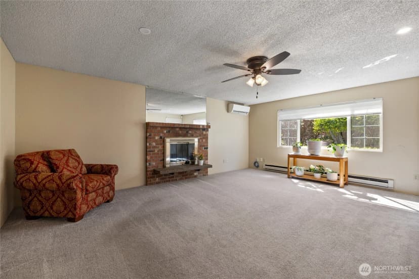 Property photo for 3207 45th Avenue Ne, Tacoma photo 4
