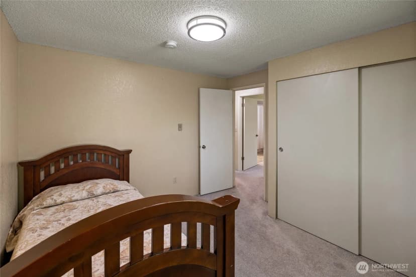 Property photo for 3207 45th Avenue Ne, Tacoma photo 24