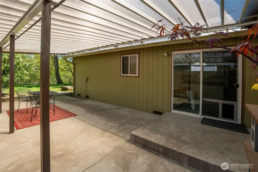 Property photo for 3207 45th Avenue Ne, Tacoma photo 30