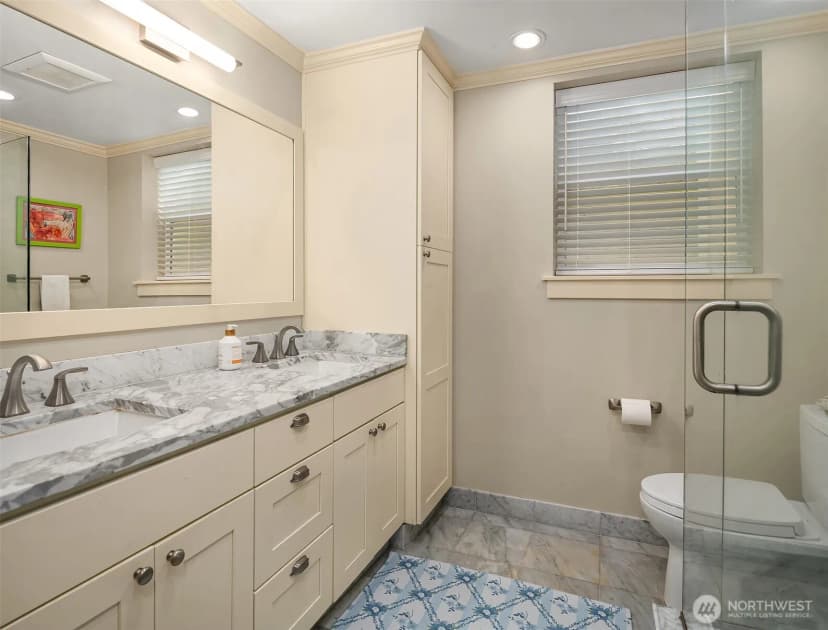 Property photo for 502 Lake Washington Boulevard E, Seattle photo 20