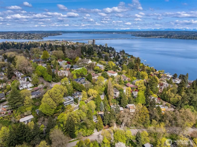 Property photo for 502 Lake Washington Boulevard E, Seattle photo 33