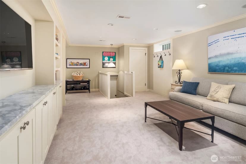 Property photo for 502 Lake Washington Boulevard E, Seattle photo 22