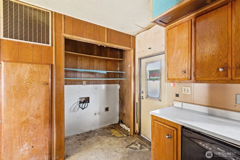 Property photo for 30 Marsden Road, Port Angeles photo 10