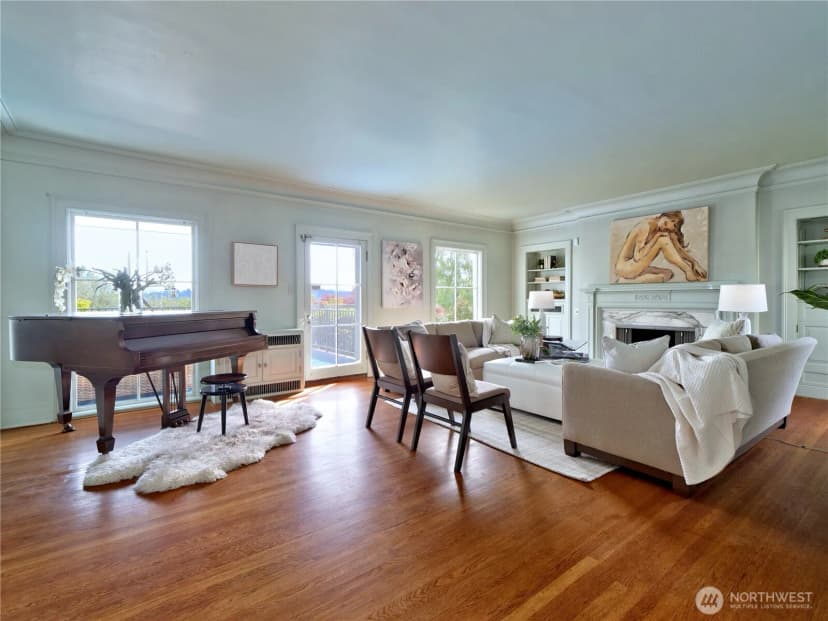 Property photo for 3010 Cascadia Avenue S, Seattle photo 9