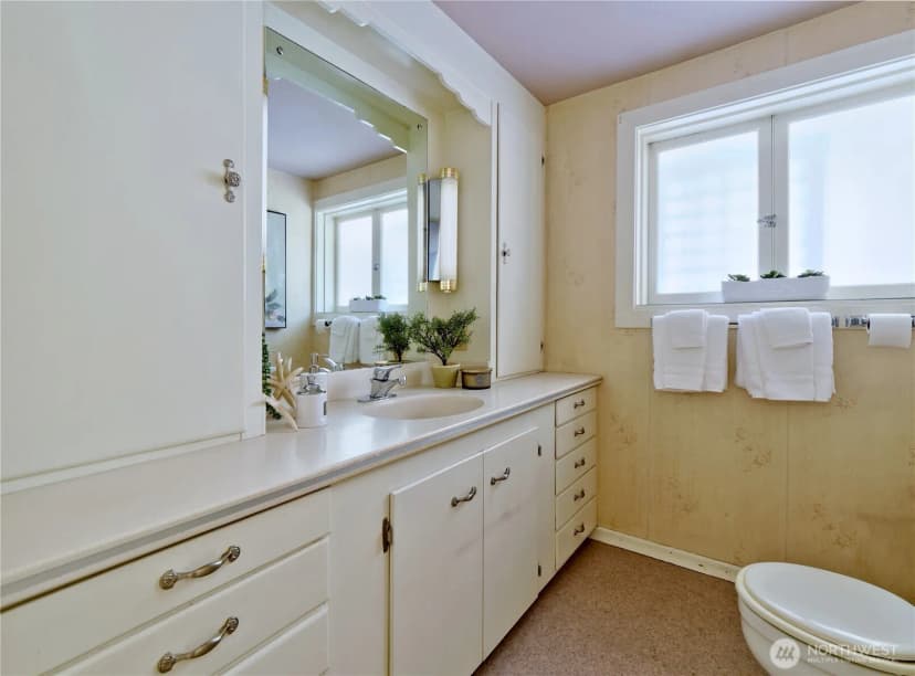 Property photo for 3010 Cascadia Avenue S, Seattle photo 20