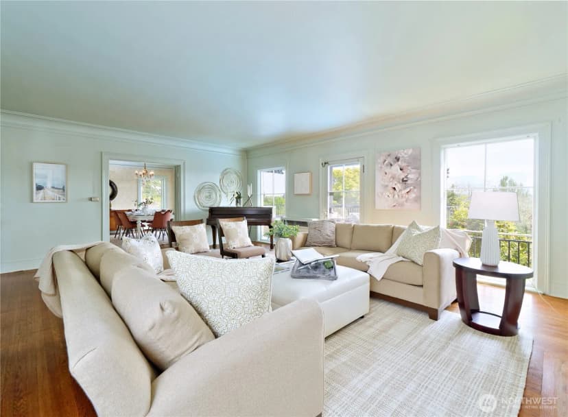 Property photo for 3010 Cascadia Avenue S, Seattle photo 10