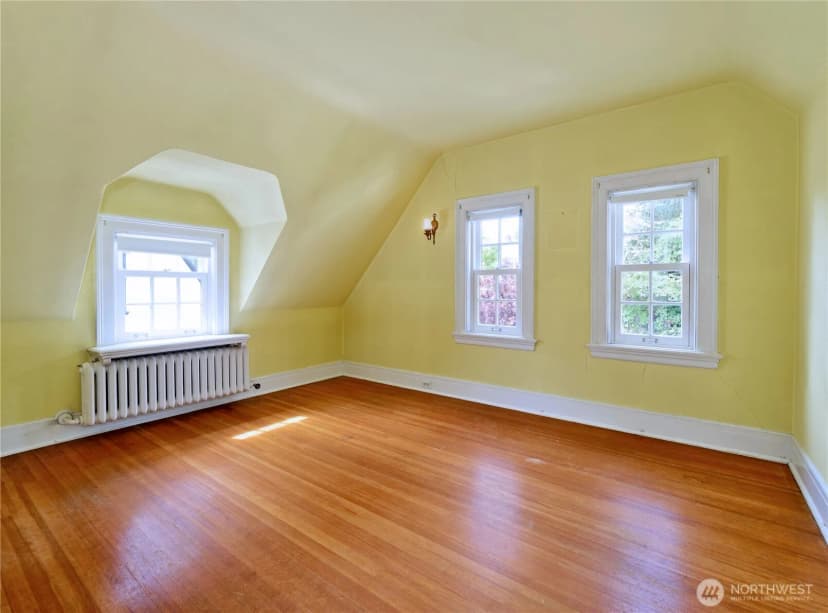 Property photo for 3010 Cascadia Avenue S, Seattle photo 24