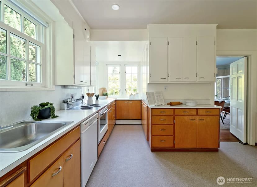 Property photo for 3010 Cascadia Avenue S, Seattle photo 6