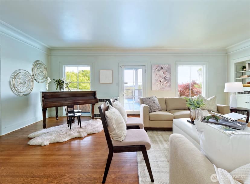 Property photo for 3010 Cascadia Avenue S, Seattle photo 14