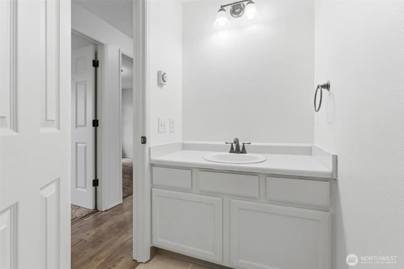 Property photo for 326 Cedar Court, Winlock photo 8