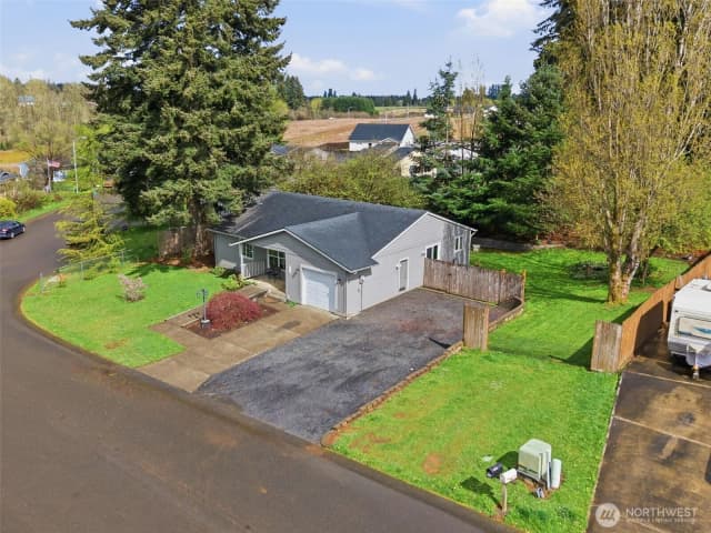 Property photo for 326 Cedar Court, Winlock photo 2