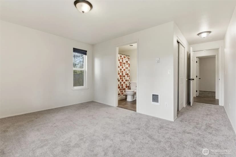 Property photo for 326 Cedar Court, Winlock photo 18