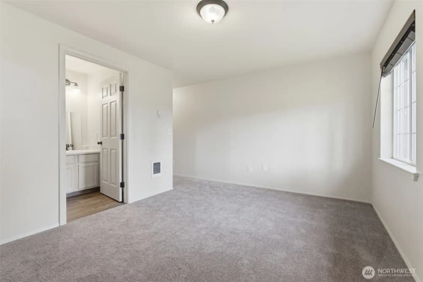 Property photo for 326 Cedar Court, Winlock photo 20