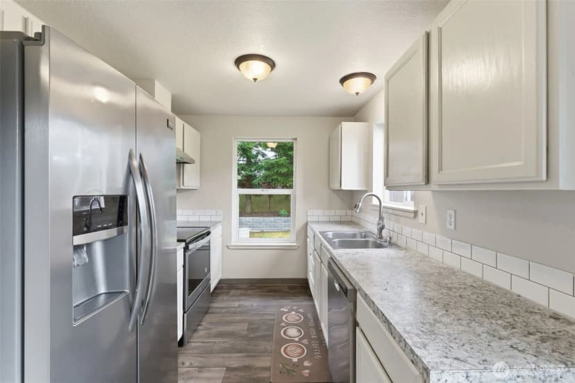 Property photo for 326 Cedar Court, Winlock photo 13