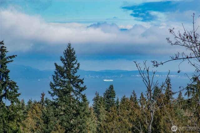 Property photo for 242 Watershed Road, Port Angeles photo 2