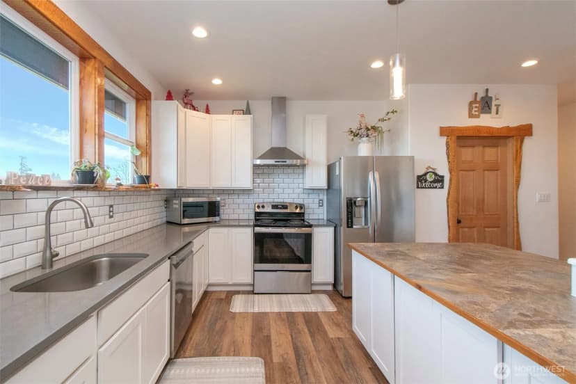 Property photo for 242 Watershed Road, Port Angeles photo 9
