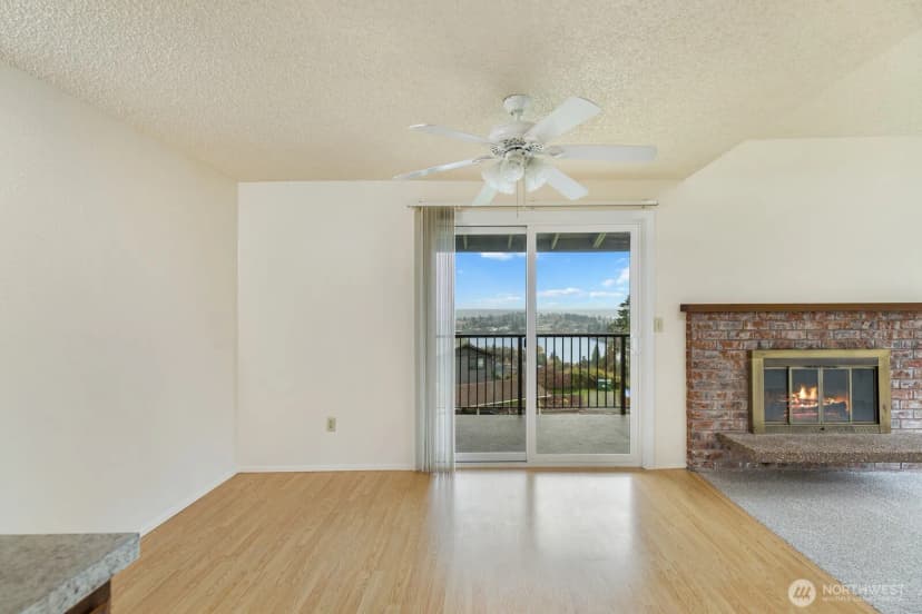 Property photo for 3370 Narrows View Lane Ne #202, Bremerton photo 8