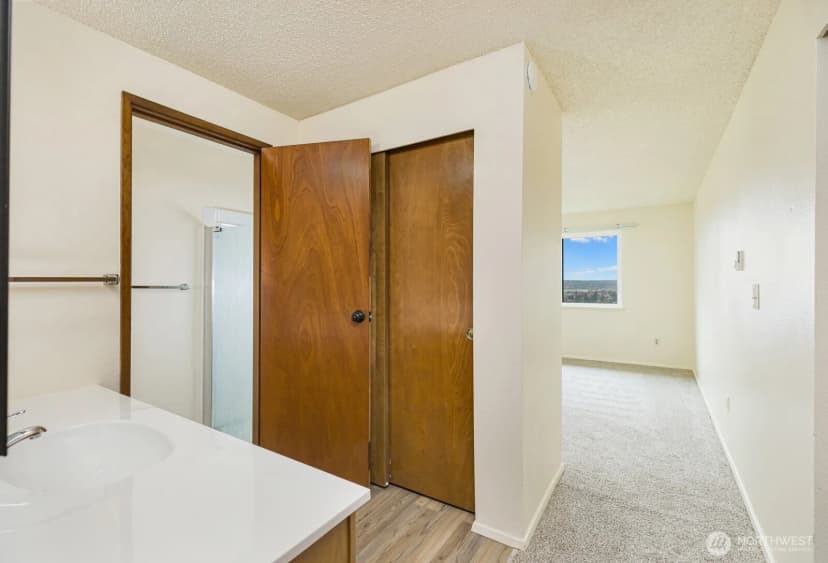 Property photo for 3370 Narrows View Lane Ne #202, Bremerton photo 17
