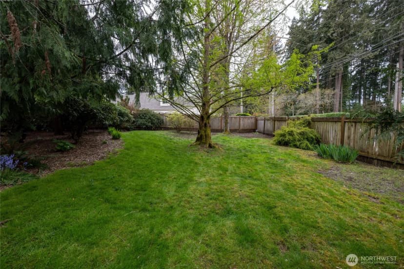 Property photo for 11927 Nyanza Road Sw, Lakewood photo 35