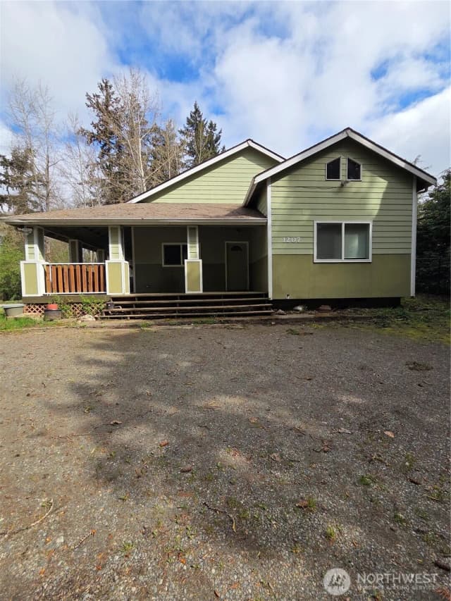 Property photo for 1207 E 121st St, Tacoma