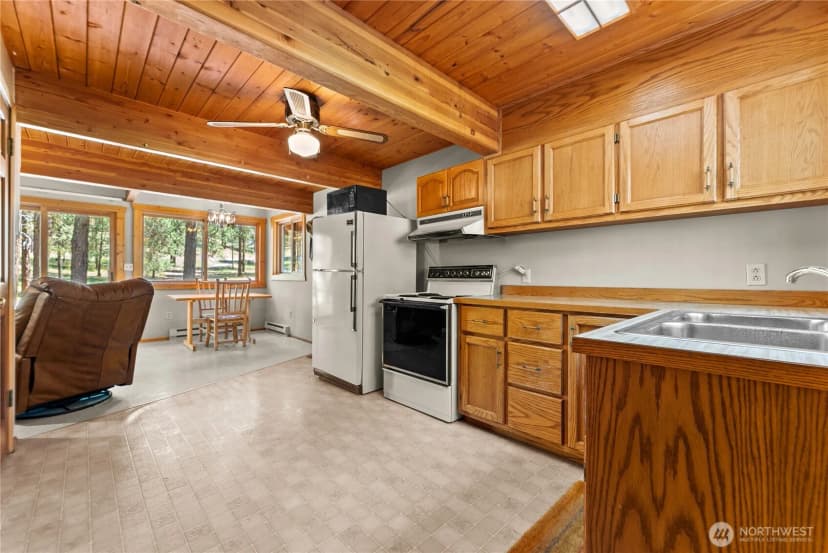 Property photo for 93 Larkspur Drive, Winthrop photo 8
